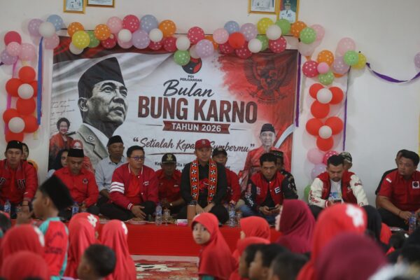 Parosil Ajak Siswa PAUD Kenal Bung Karno Lewat Lomba Mewarnai dan Tebar Benih Ikan