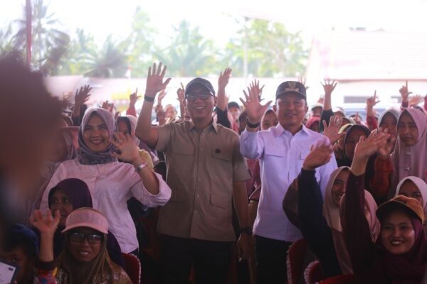 Didampingi Bupati Parosil, Gubernur Mirza Bawa Kabar Gembira: Rp45 Miliar Digelontorkan untuk Jalan BNS Demi Swasembada Pangan