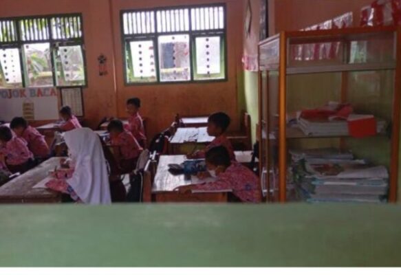 Ngawur, Kepsek SD Negeri 1 Sri Dadi Lawan Edaran Gubernur dan Pertaruhkan Keselamatan Siswa